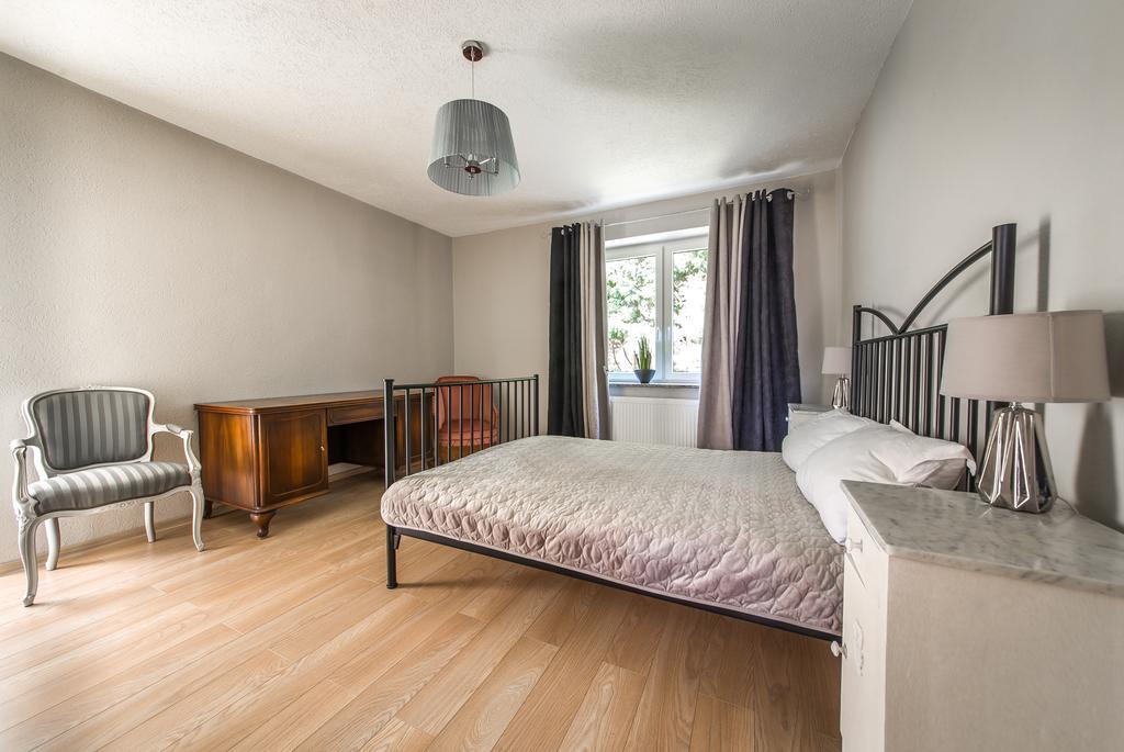 Apartamenty Jablonowa 지엘로나구라 외부 사진