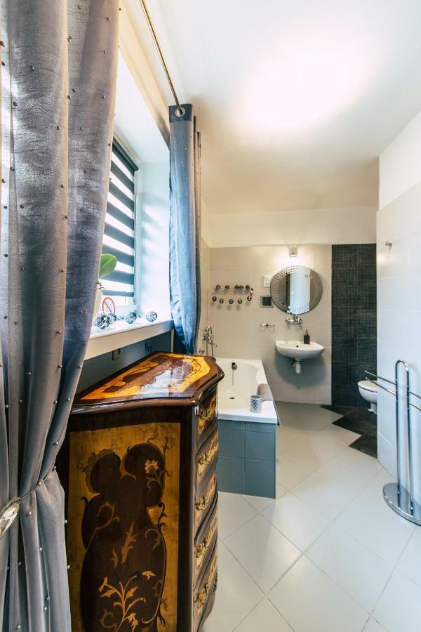 Apartamenty Jablonowa 지엘로나구라 외부 사진
